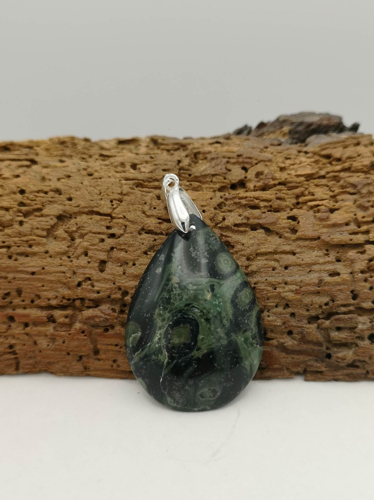 Pendentifs JASPE KAMBABA -01GT